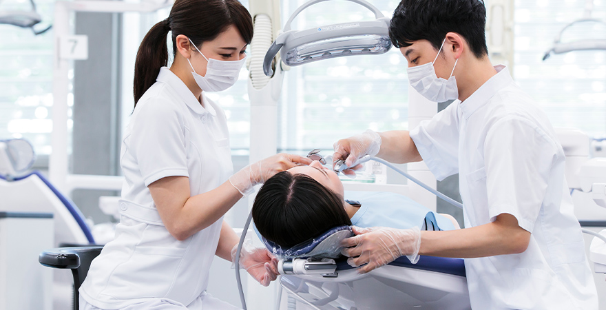 く噛める入れ歯を作る工夫